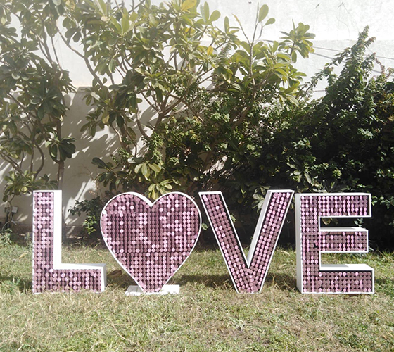 Love Glitter Sign